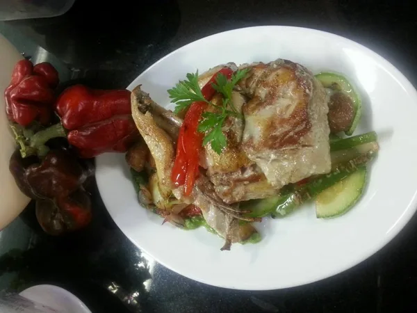Filete a la Plancha con Verduras